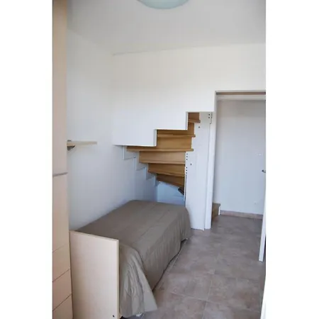 Apartment Relaxing Oasis With Pool And Garden