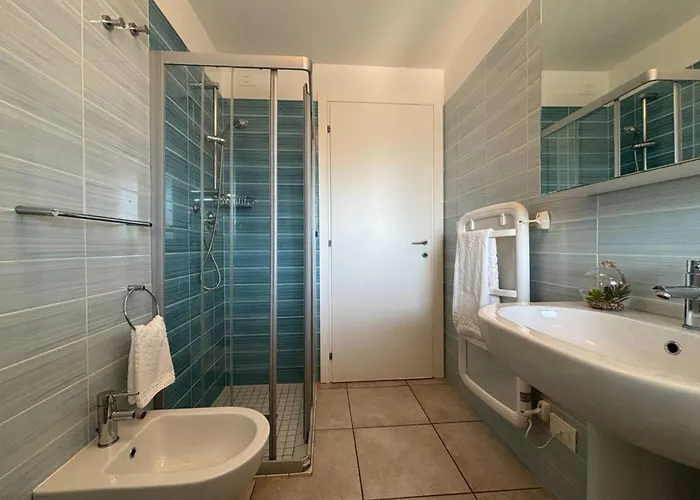 Relaxing Oasis With Pool And Garden Μπιμπιόνε