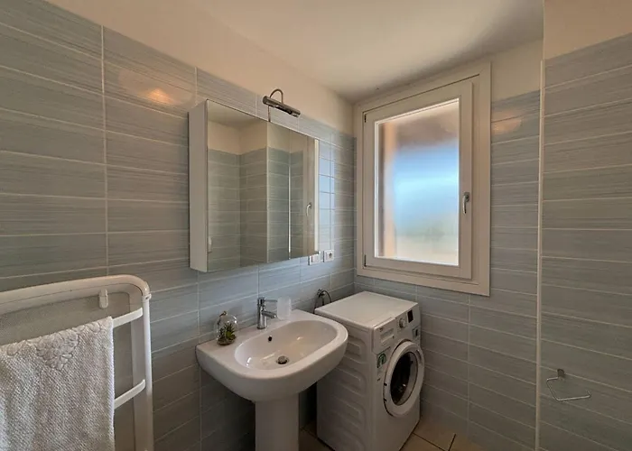 Relaxing Oasis With Pool And Garden Διαμέρισμα